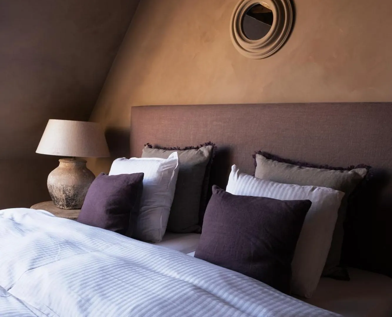 Guesthouse Nights By Morpheus Antwerp Bed & Breakfast