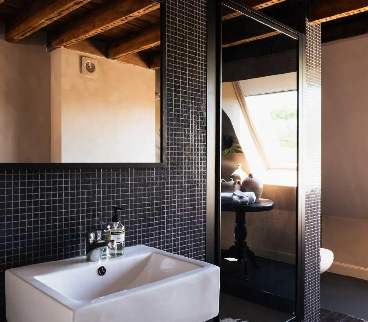 Guesthouse Nights By Morpheus Antwerp 0*,
